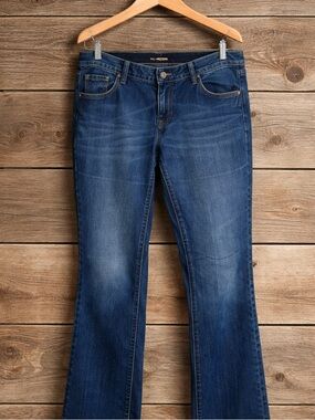 Old Navy Flirt Size 14 Long Cotton Polyester Distressed Bottom Jeans